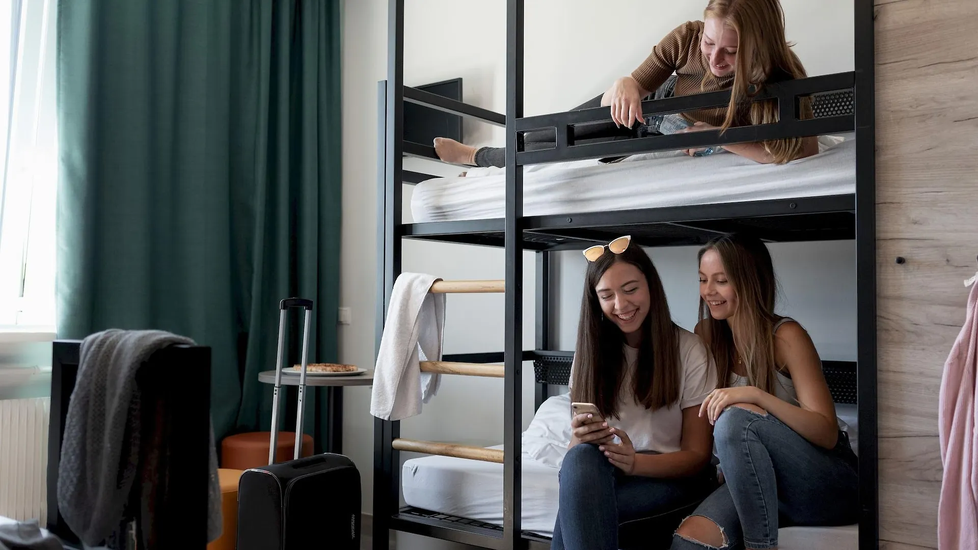 **  Hotel a&o München Laim Deutschland