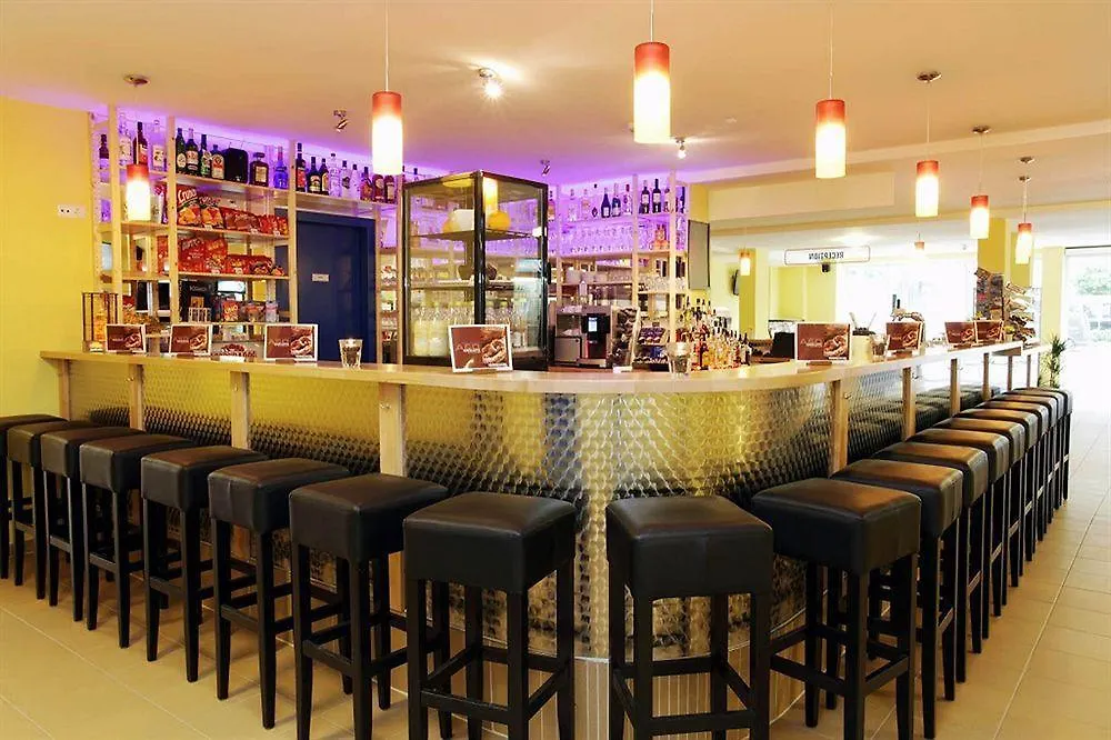 **  Hotel a&o München Laim Deutschland
